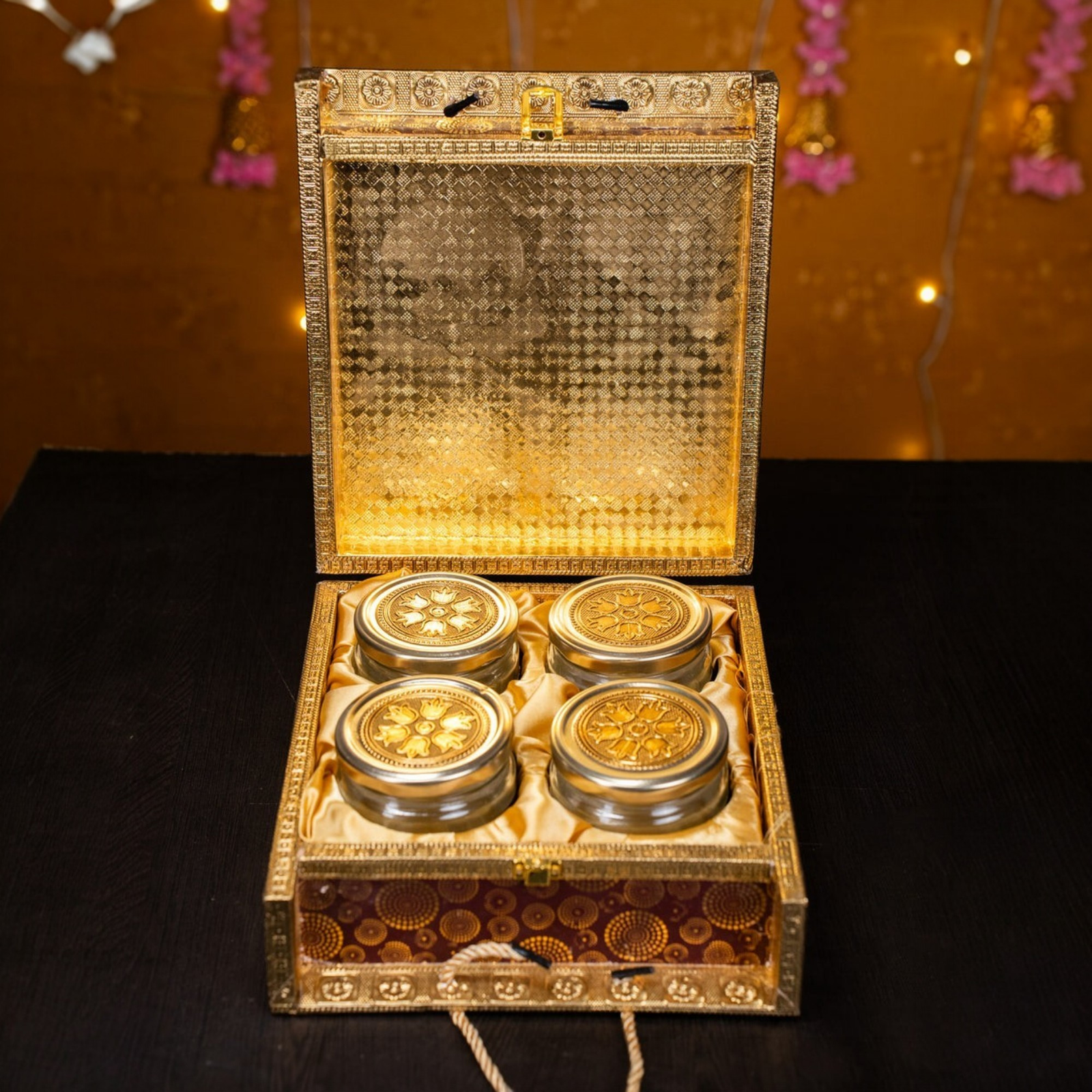 Velora Elise Royal Festive Gift Bag