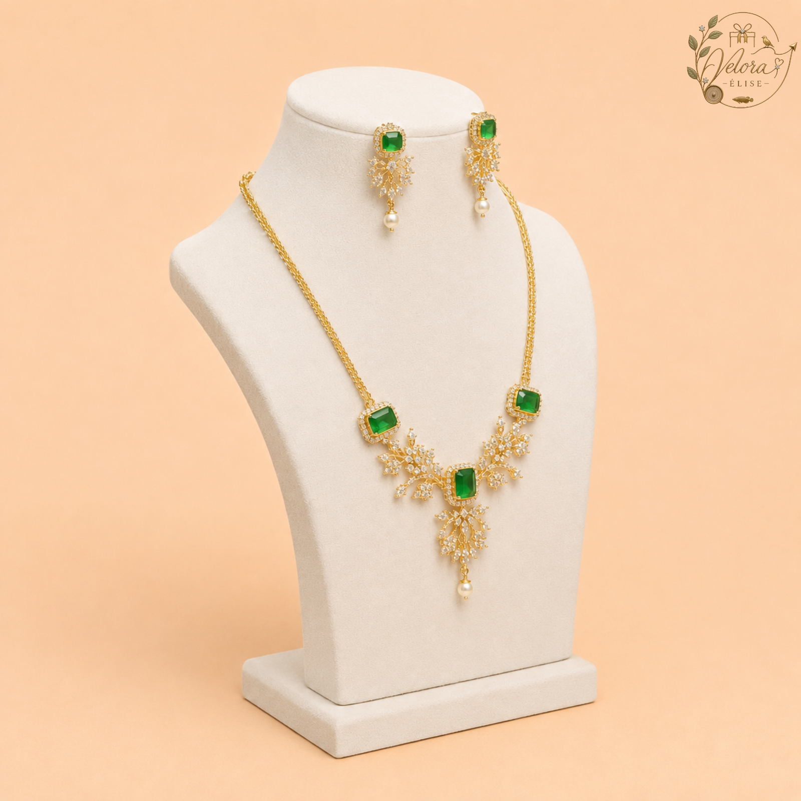 Royal Emerald Leaf Pendant Set